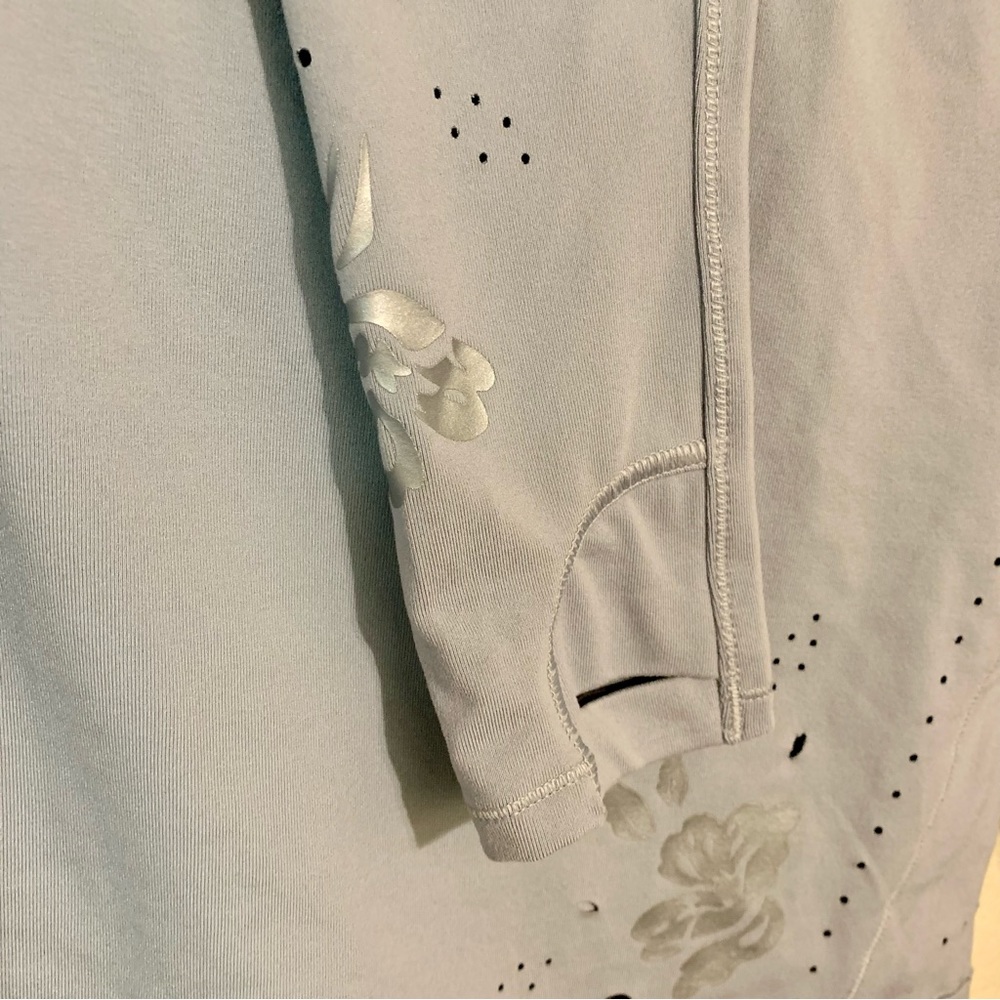 Athleta Blue S Shanti Eyelet Top long sleeve crop - Picture 6 of 8